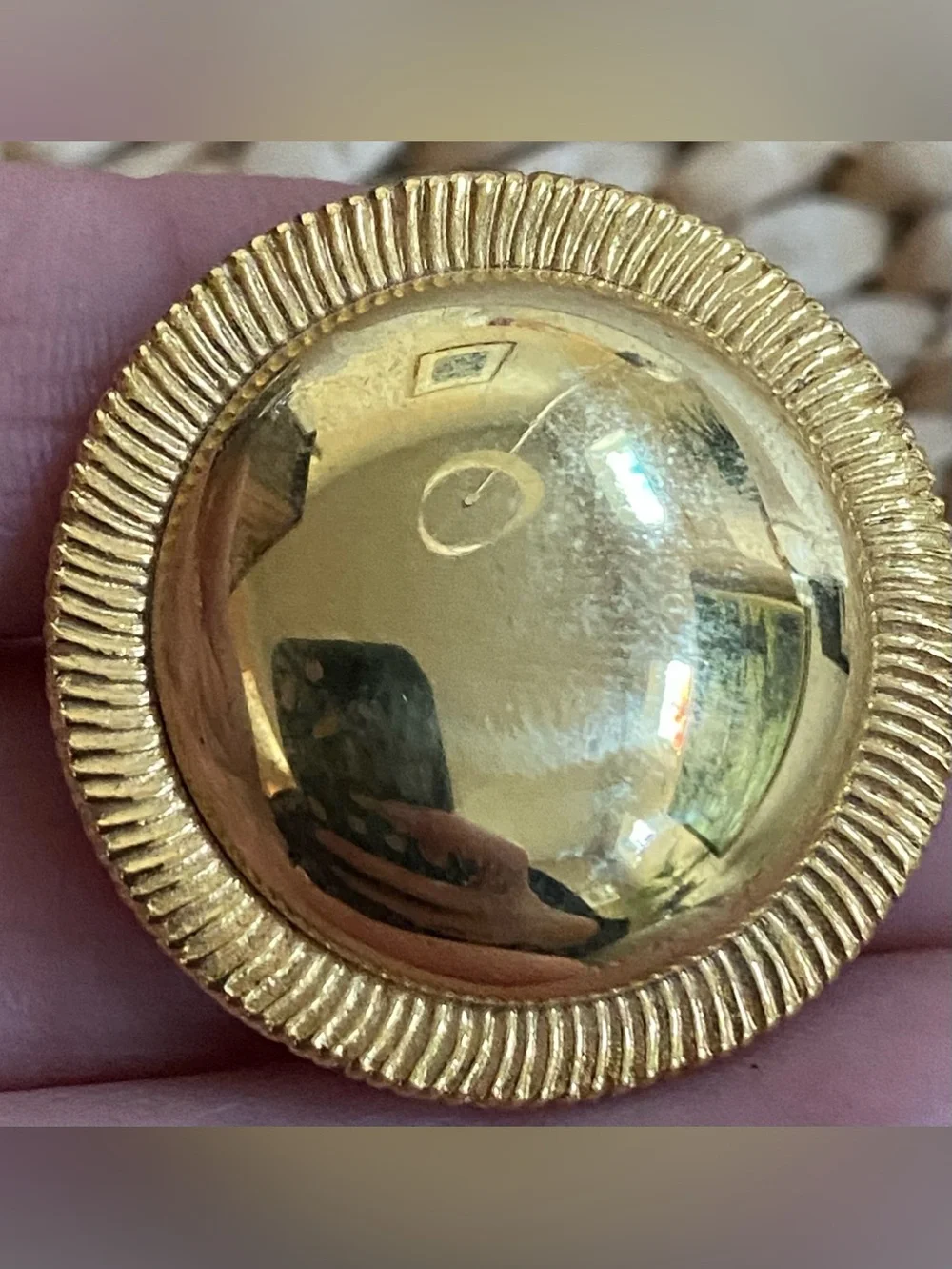 VTG 1980s Liz Claiborne Gold Statement Button Earrings Dome Ribbed Retro Large